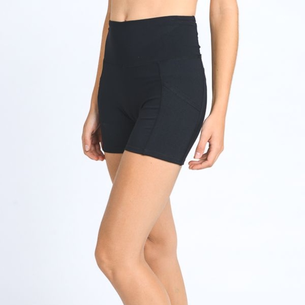 High Waist Active Shorts feature Flattering Accen - Picture 2 of 6